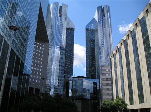 la Defence