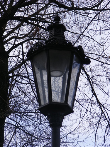 Lampa 9