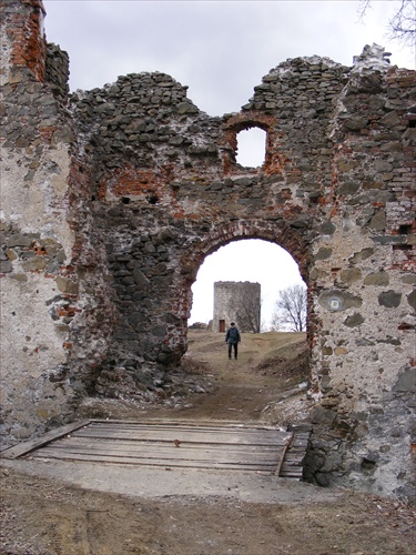 Šarišský hrad 1