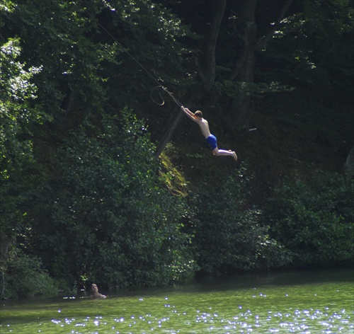 "Tarzan" žije...!!