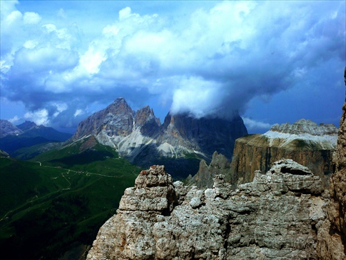 Dolomity