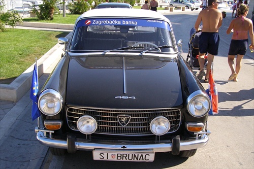 Peugeot 404