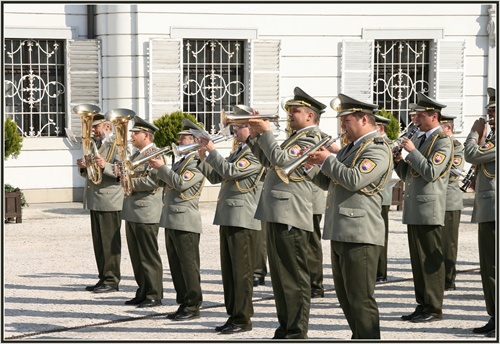 Vojenská hudba