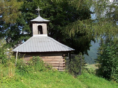 zvonička v Liptovskej Lúžnej