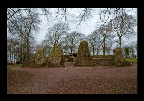 Wayland,s Smithy long barrow