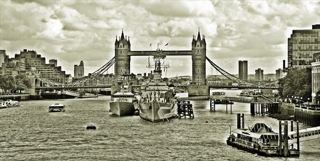 Tower Bridge