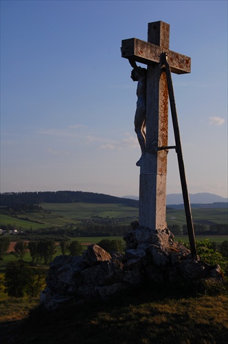 Na kríži