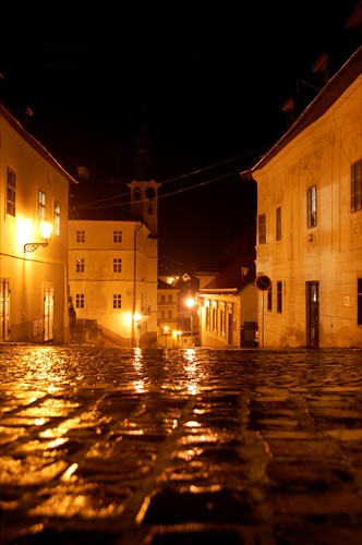 Štiavnica v noci