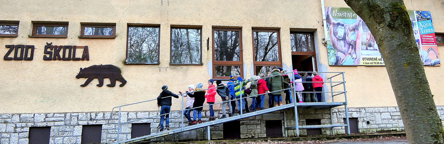 ZOO škola v SNV končí vyučovanie ...