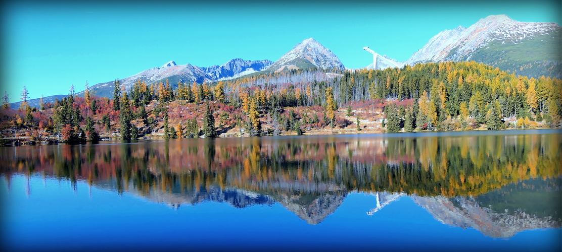 aj to je pohľad cez Štrbské pleso ...