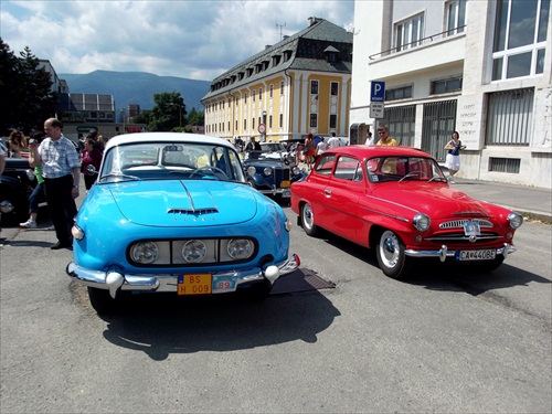 TATRA 603 a ŠKODA 440 Spartak