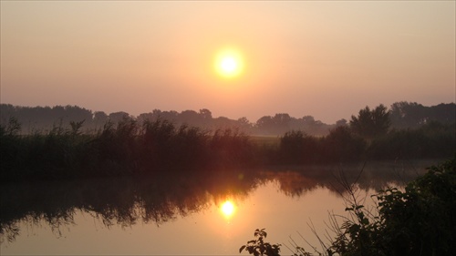 Keď sa slnko skloní nad žitným ostrovom II.