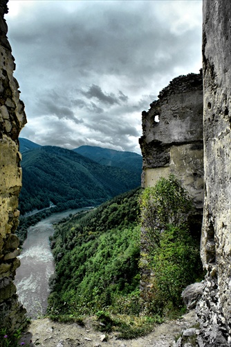 stary hrad Strečno