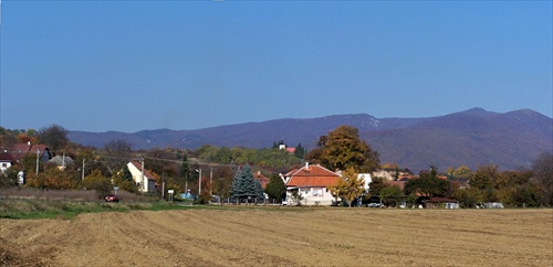 séria - Výhľad na rodnú obec