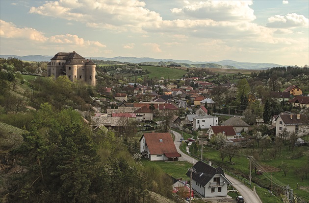 Dolná Mičiná  mierne upravená