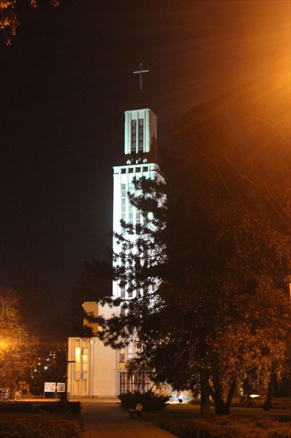 Kostol Bozskeho srdca v Partizánskom