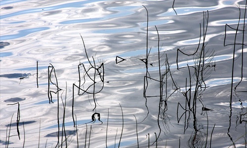 geometria s kamarátkou vodnou hladinou