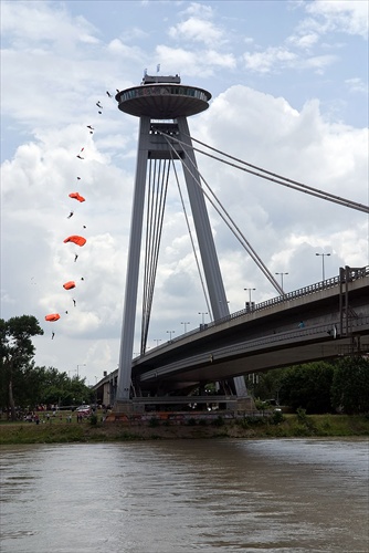 UFO base jump