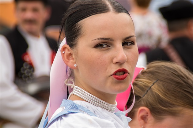 od západu slnka k folklóru