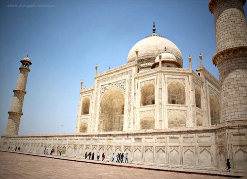 Taj Mahal.