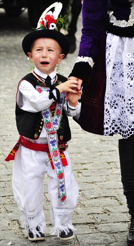 Folklórny smútok a nesúhlas....