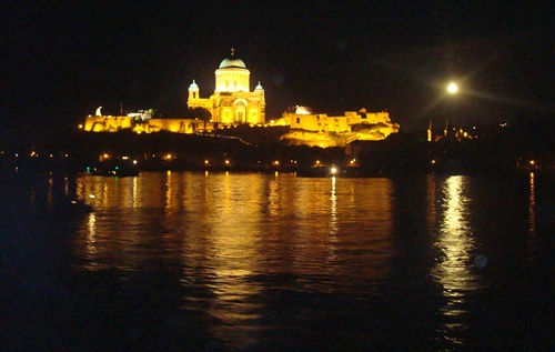 Esztergom po ohnostroji