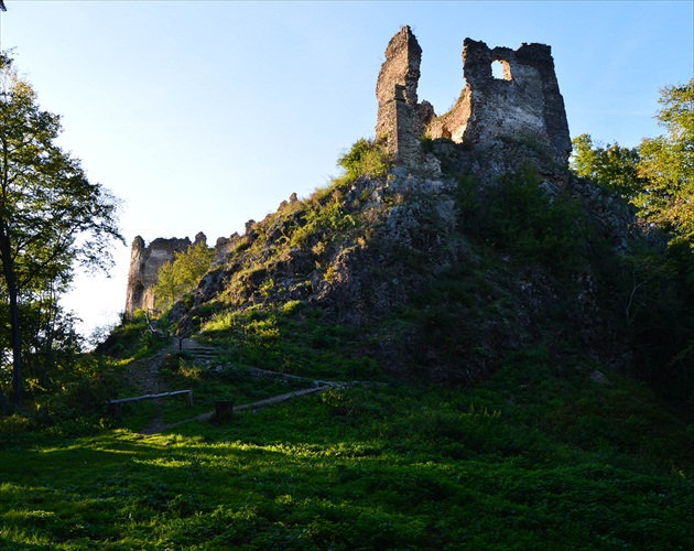 Kameň na kameni