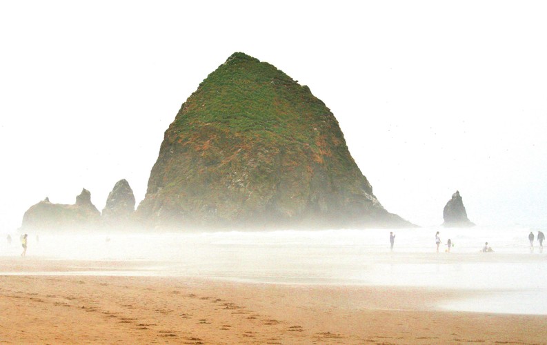 Haystack Rock v hmle...