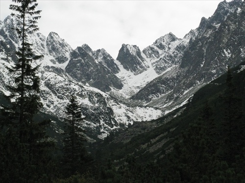 Tatry od Popradského plesa 4. septembra...