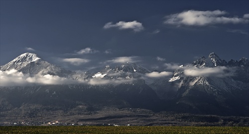 Vysoké Tatry z dialnice