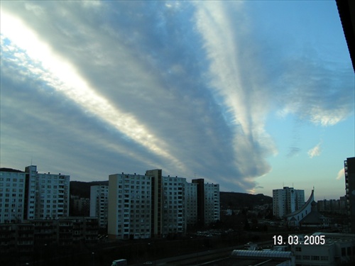 Obloha nad Dúbravkou