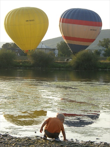 Čo je to v tej vode ?